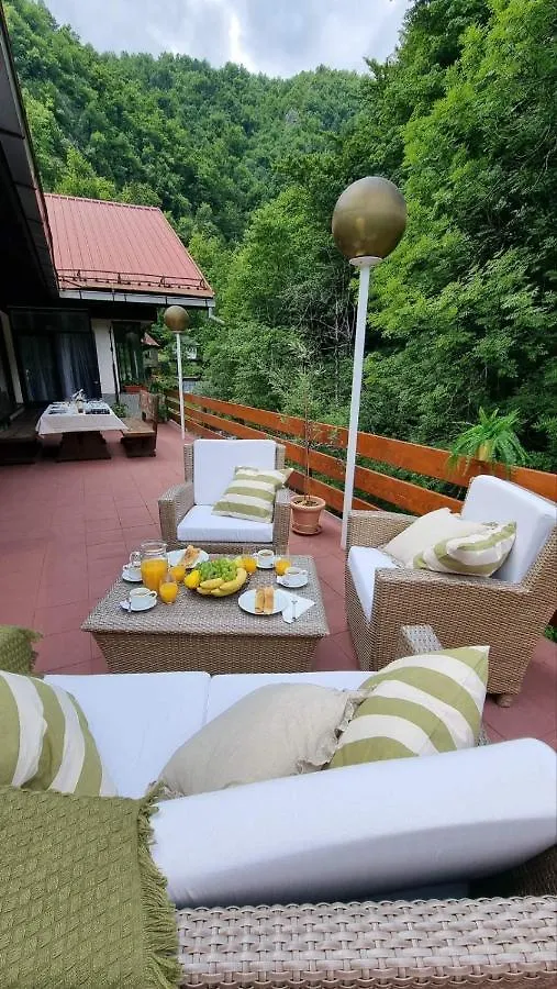 Villa Izvor Cabranke Cabar
